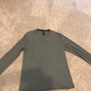 Men’s Lululemon Long Sleeve